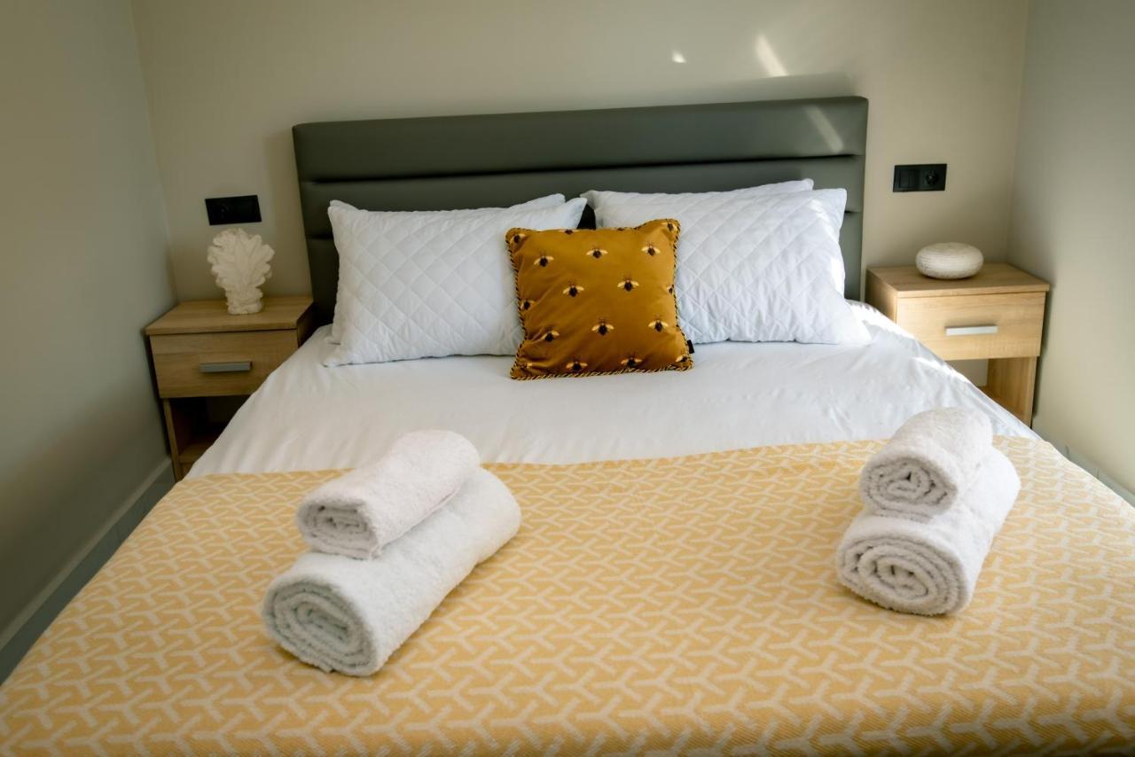 Miracle Luxury Apartments Peraia  ภายนอก รูปภาพ